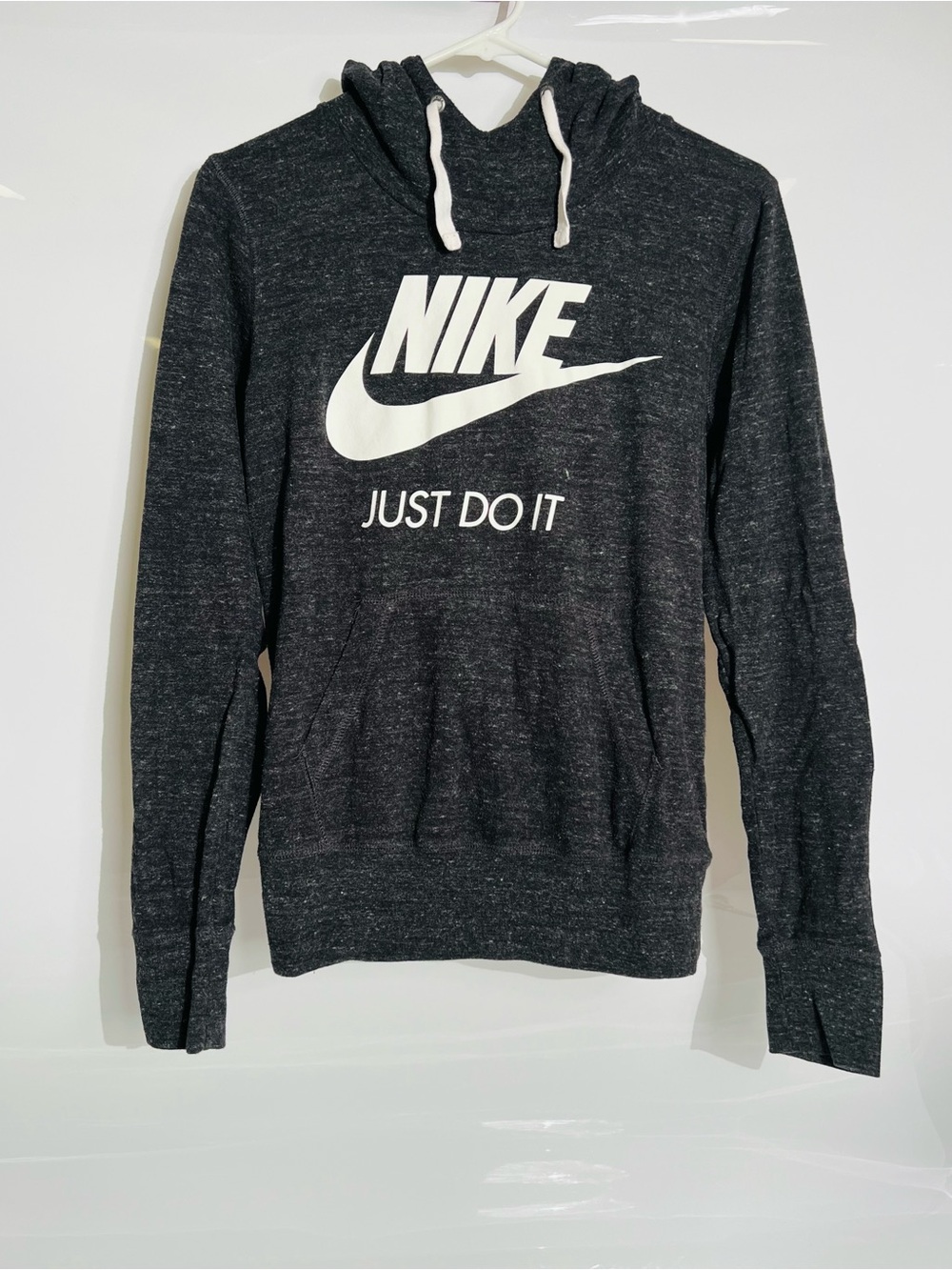 Nike Women's Sportswear Vintage Pullover Hoodie with “Just Do It” slogan Size M